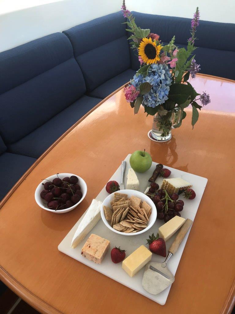 Salon_cheese_tray_and_flowers_full_size